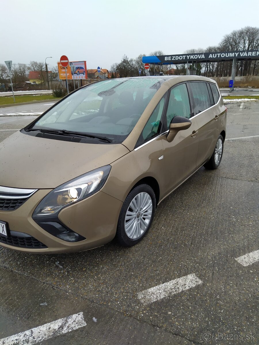 Opel zafira tourer