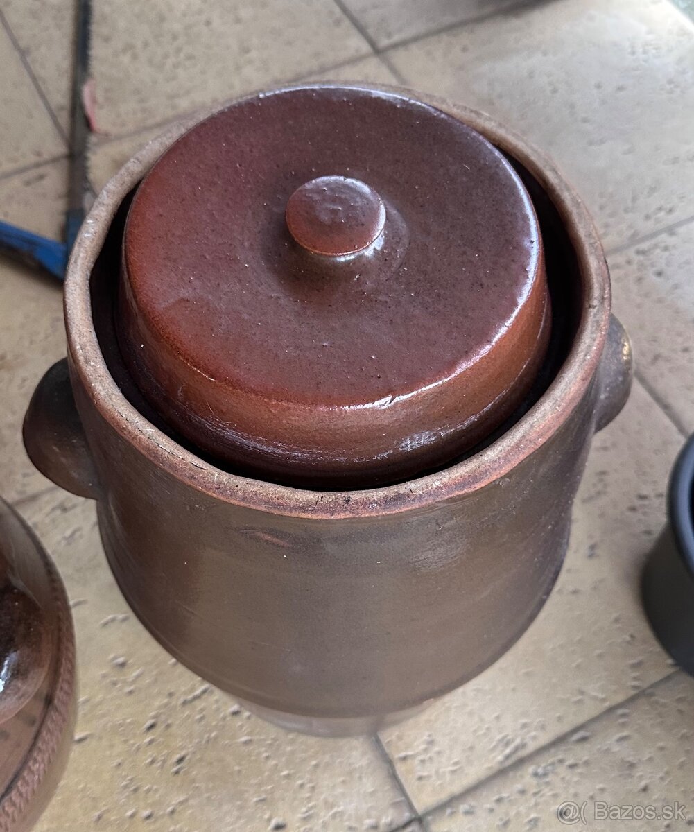 Keramicky sudok na kapustu