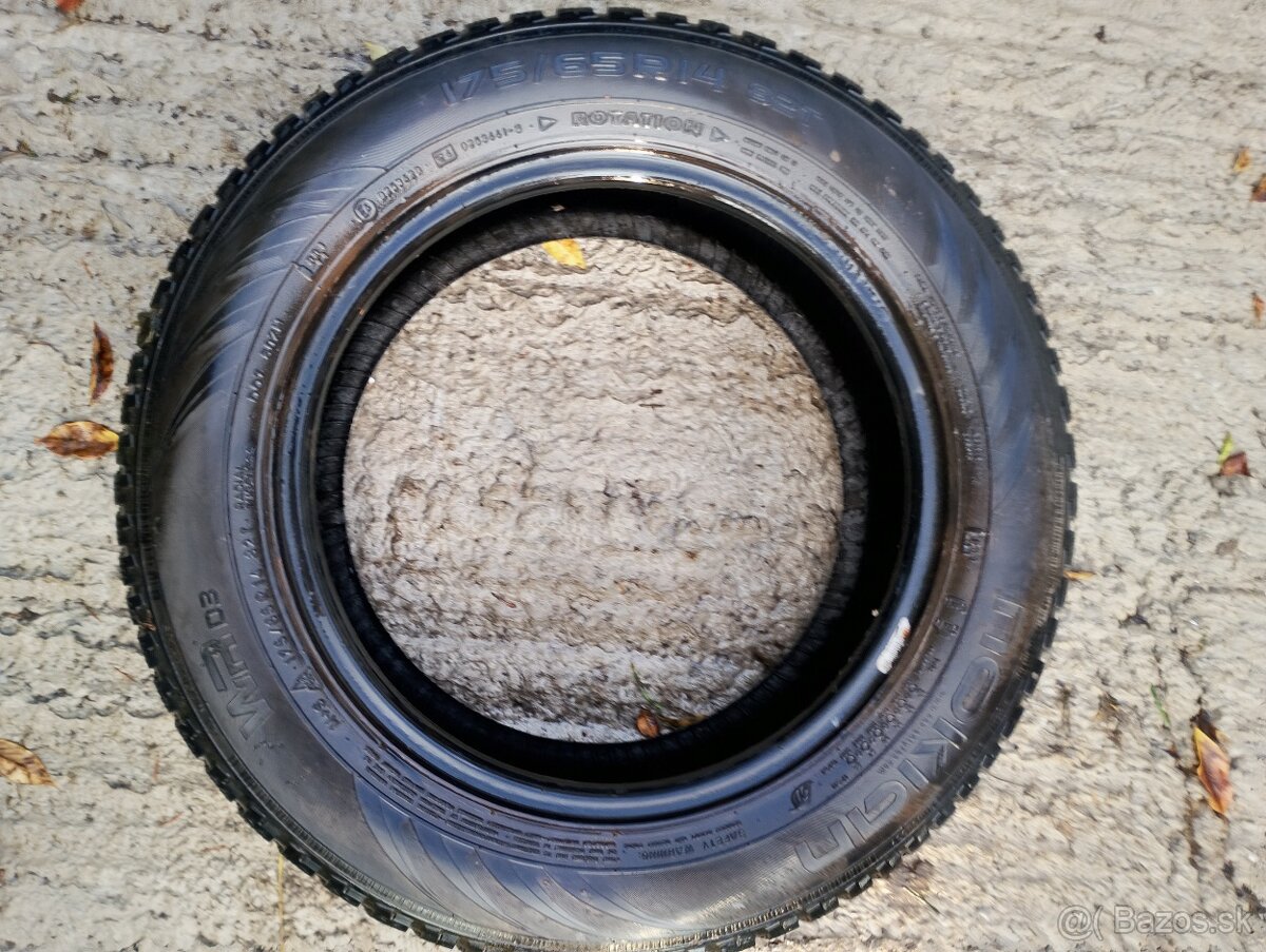 Nokian zimné pneumatiky 235/65r17