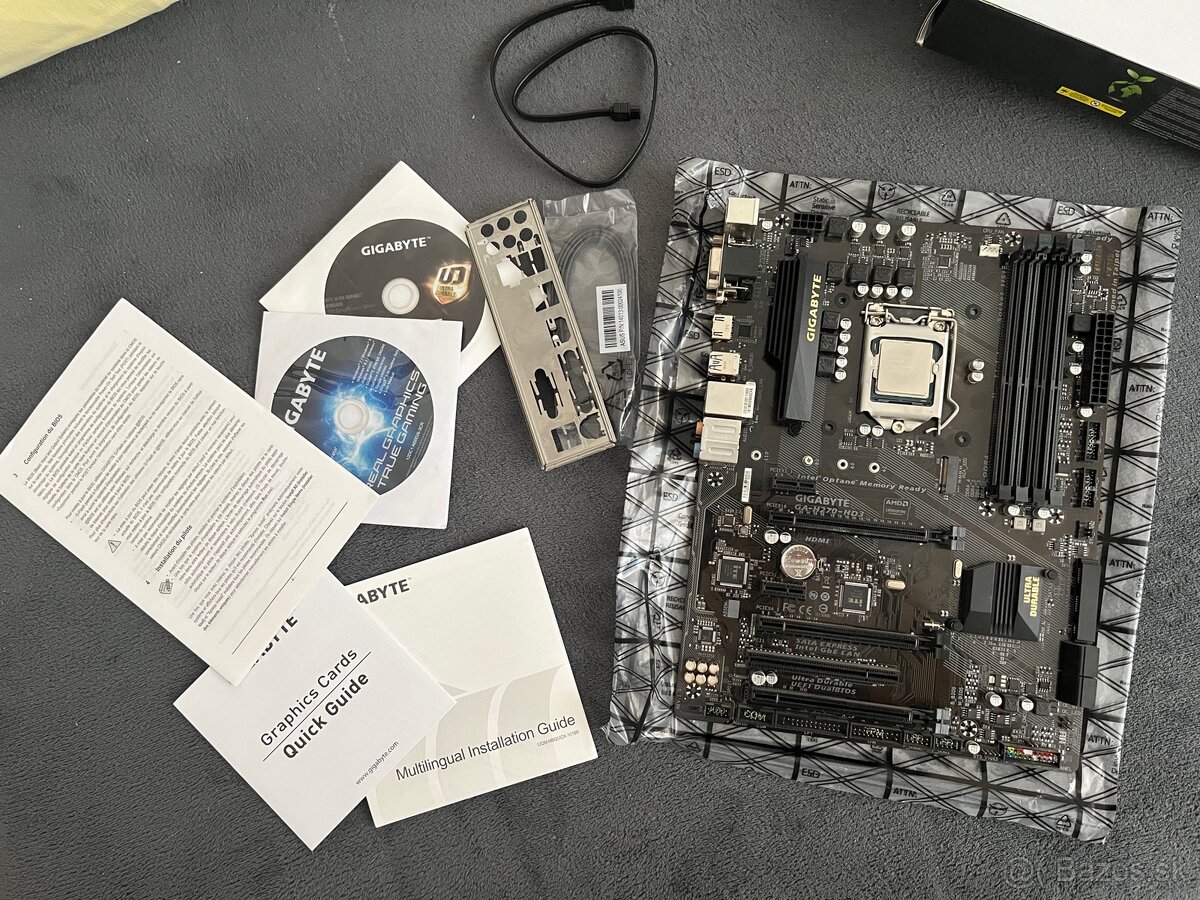 Základná doska + procesor