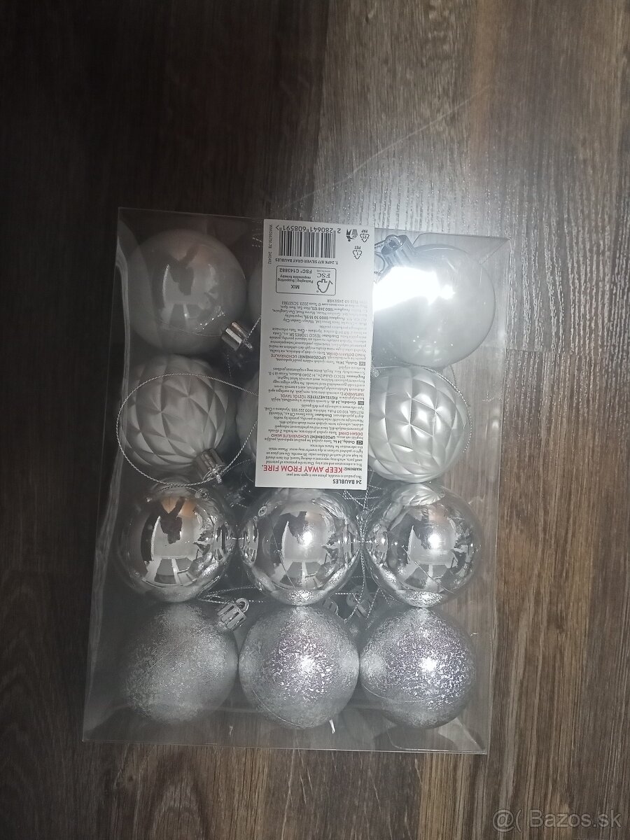 Vianočné ozdoby na stromček, gule 24 kusov