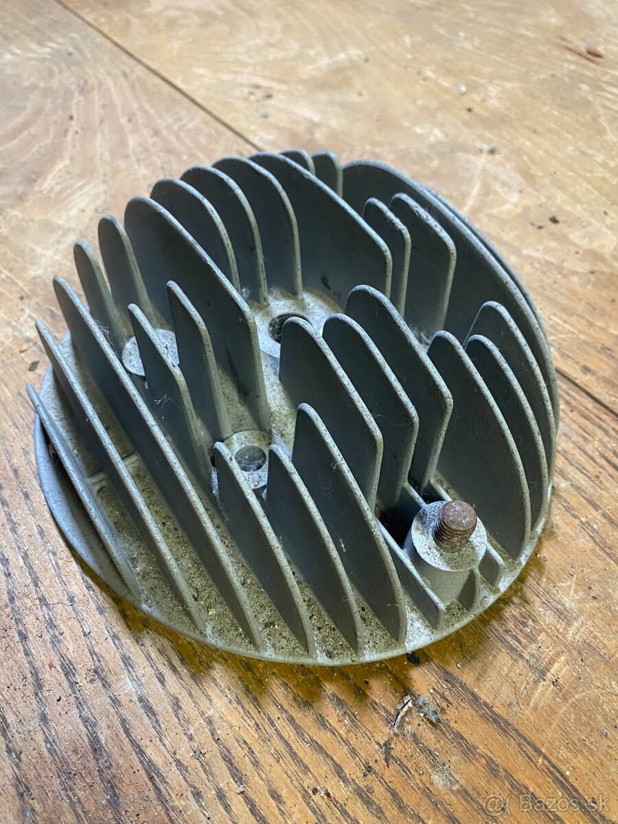 Hlava ČZ 175 typ 470