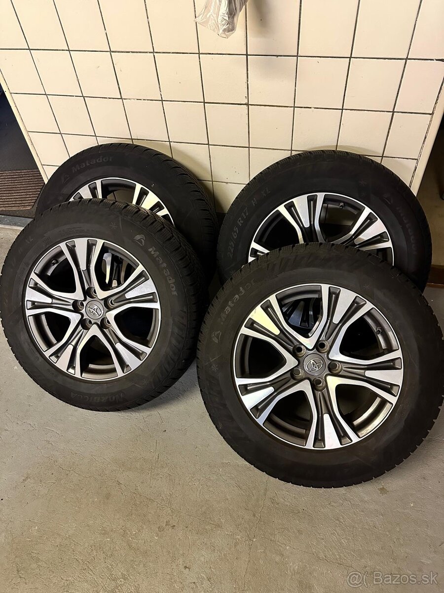 Predám zimné pneuR17 Matador+disky