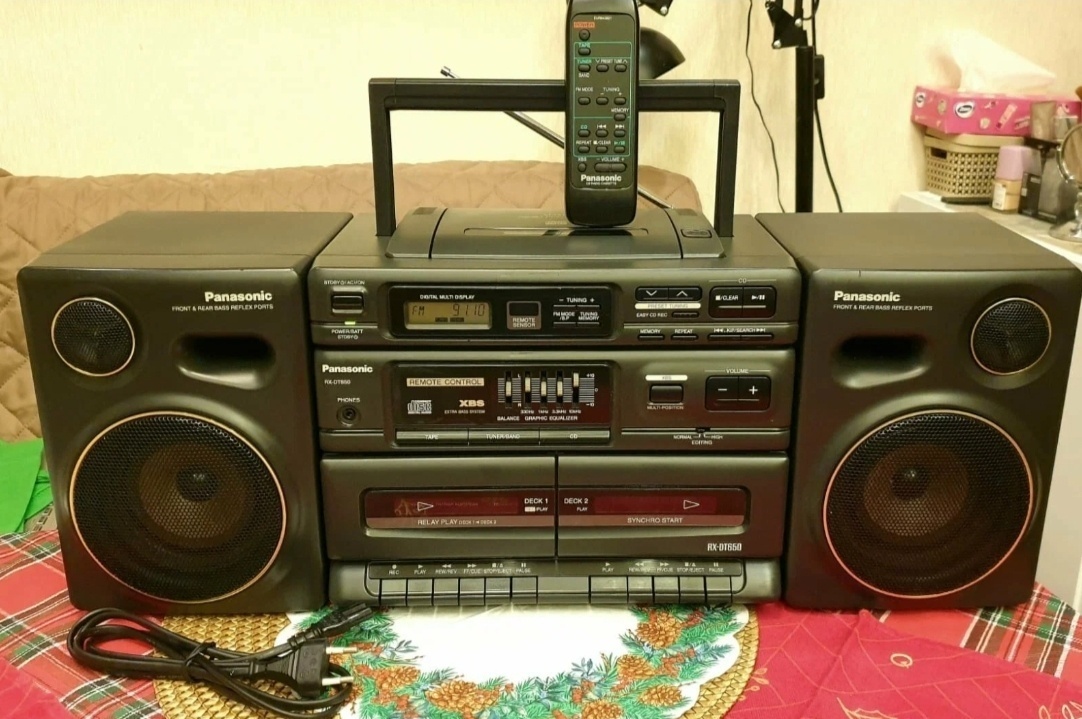 Panasonic BOOMBOX na sieť 220v alebo batérie