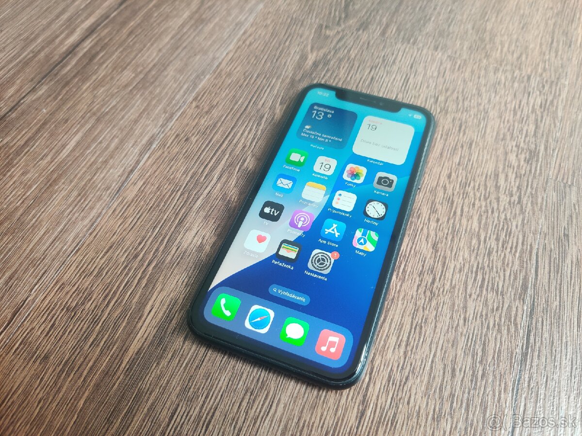 Apple iPhone XR 64GB Čierny