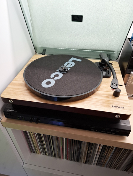 Predám Gramofon Lenco Lenco LS50WD
