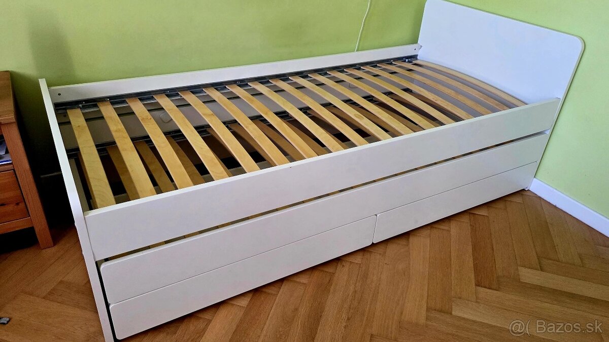Rozkladacia postel s úložným priestorom