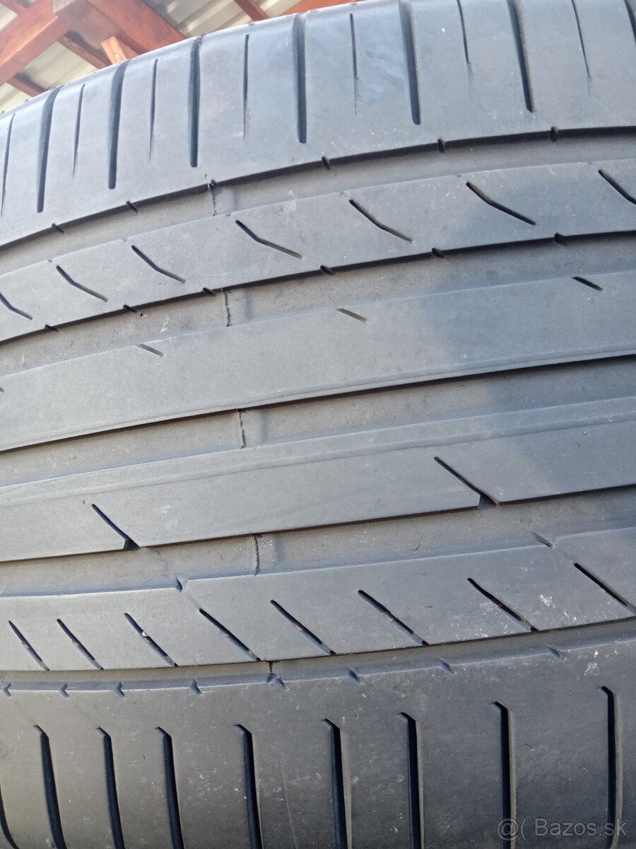 Predám letné pneu 2-šírka 315/40+285/40 R21 Continental
