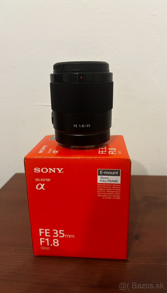 Objektív Sony 35mm f1.8 - pár krát použitý