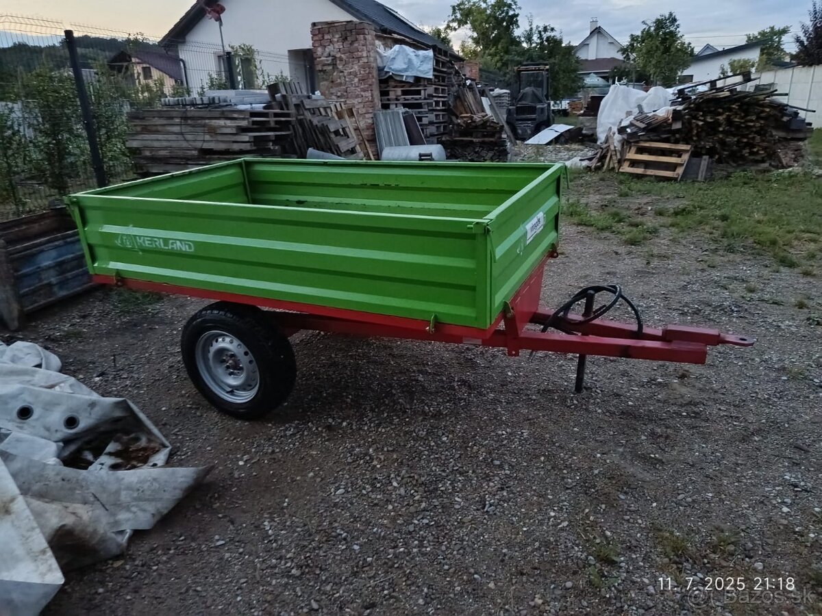 Vyklapacia vlečka