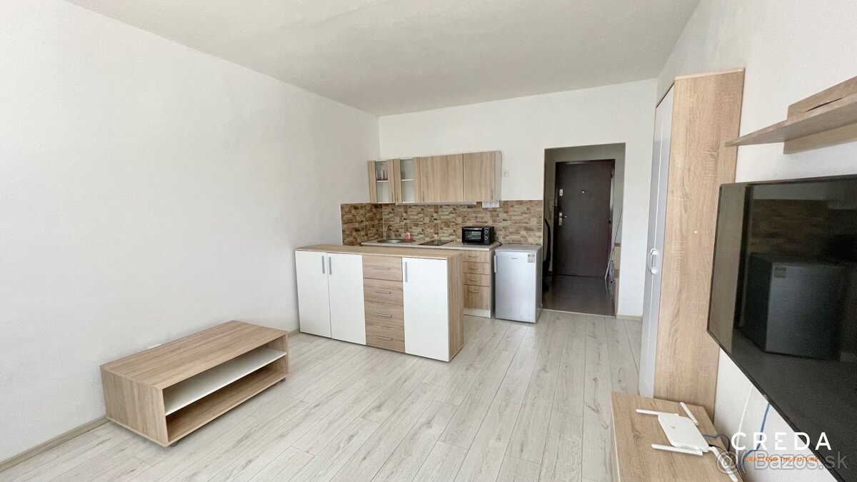CREDA | prenájom 20 m2 garsónky, Nitra - Klokočina