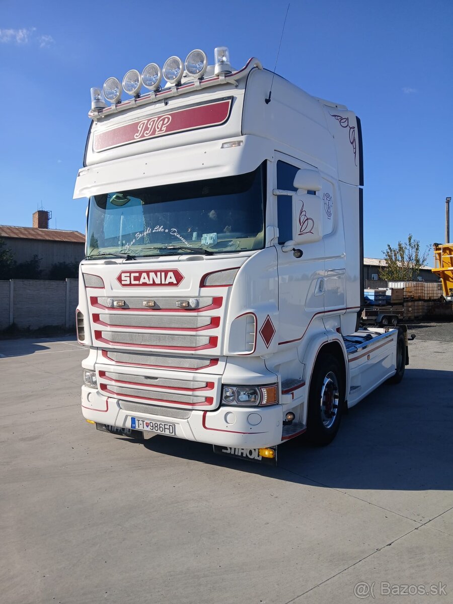 Scania R440
