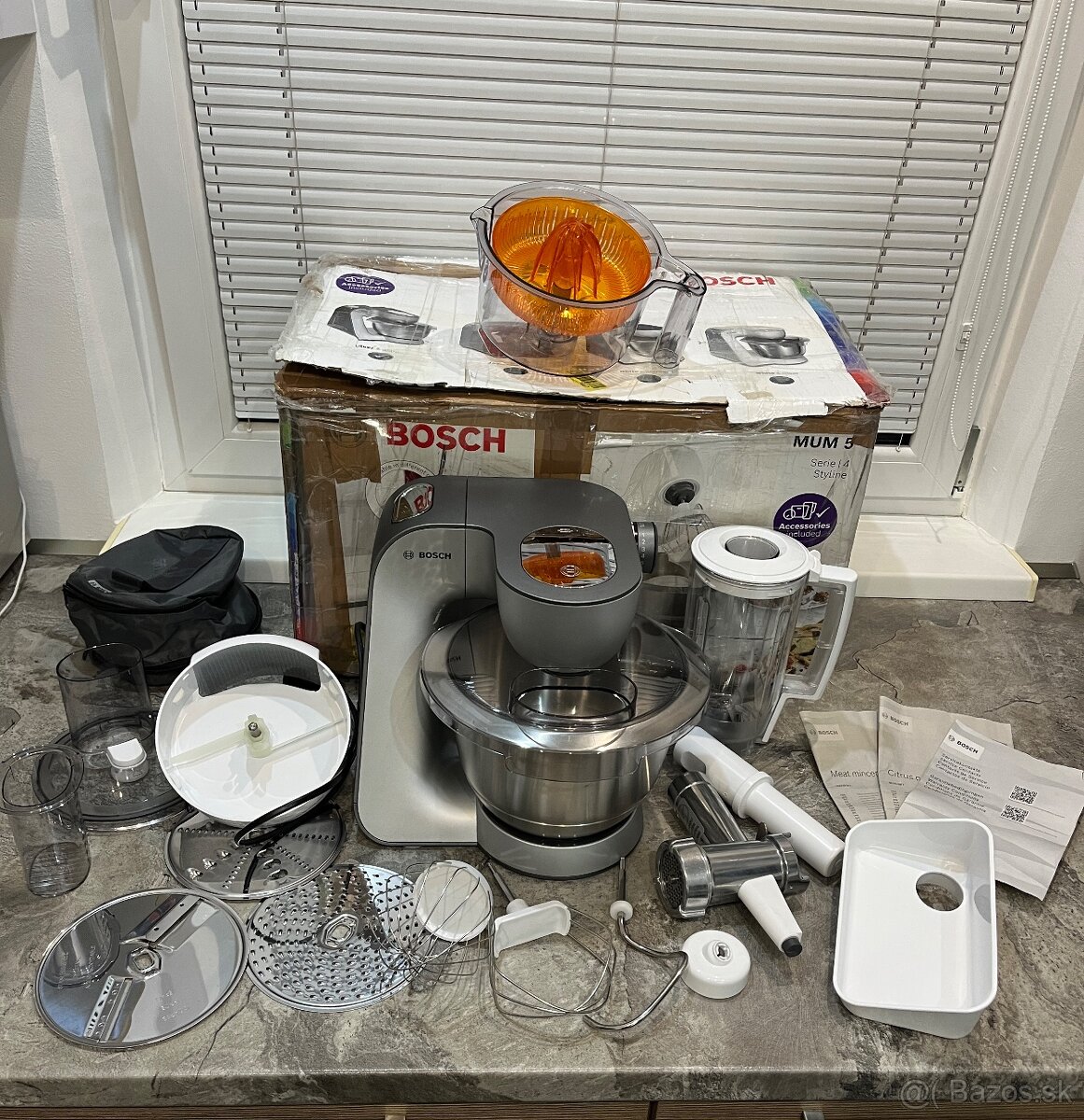 Bosch MUM 56340/06 900W kuchynský robot