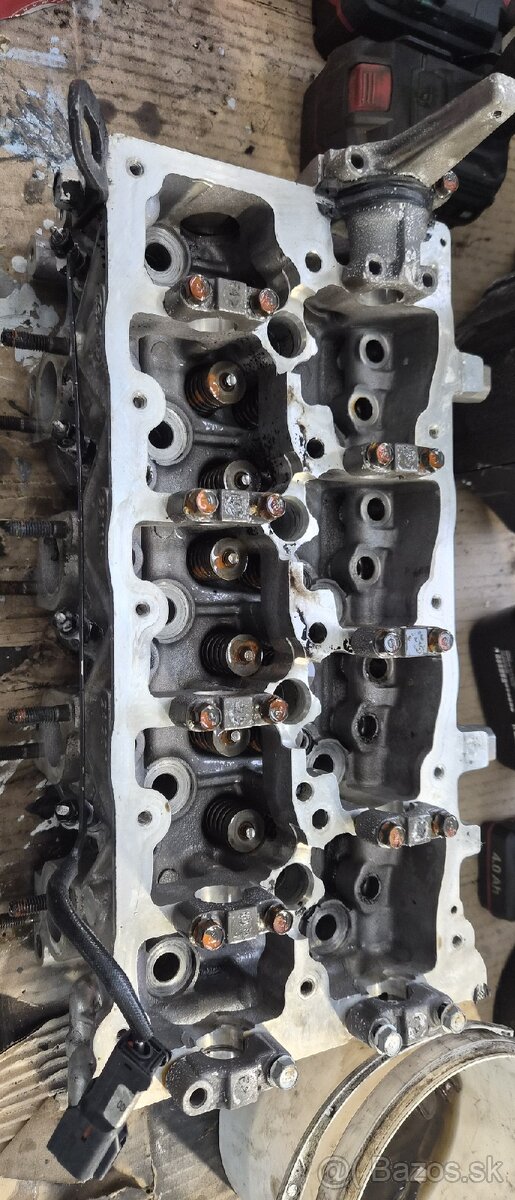 Predám hlavu valcov na Hyundai i40 i35/Kia 1.7CRDI 100kw