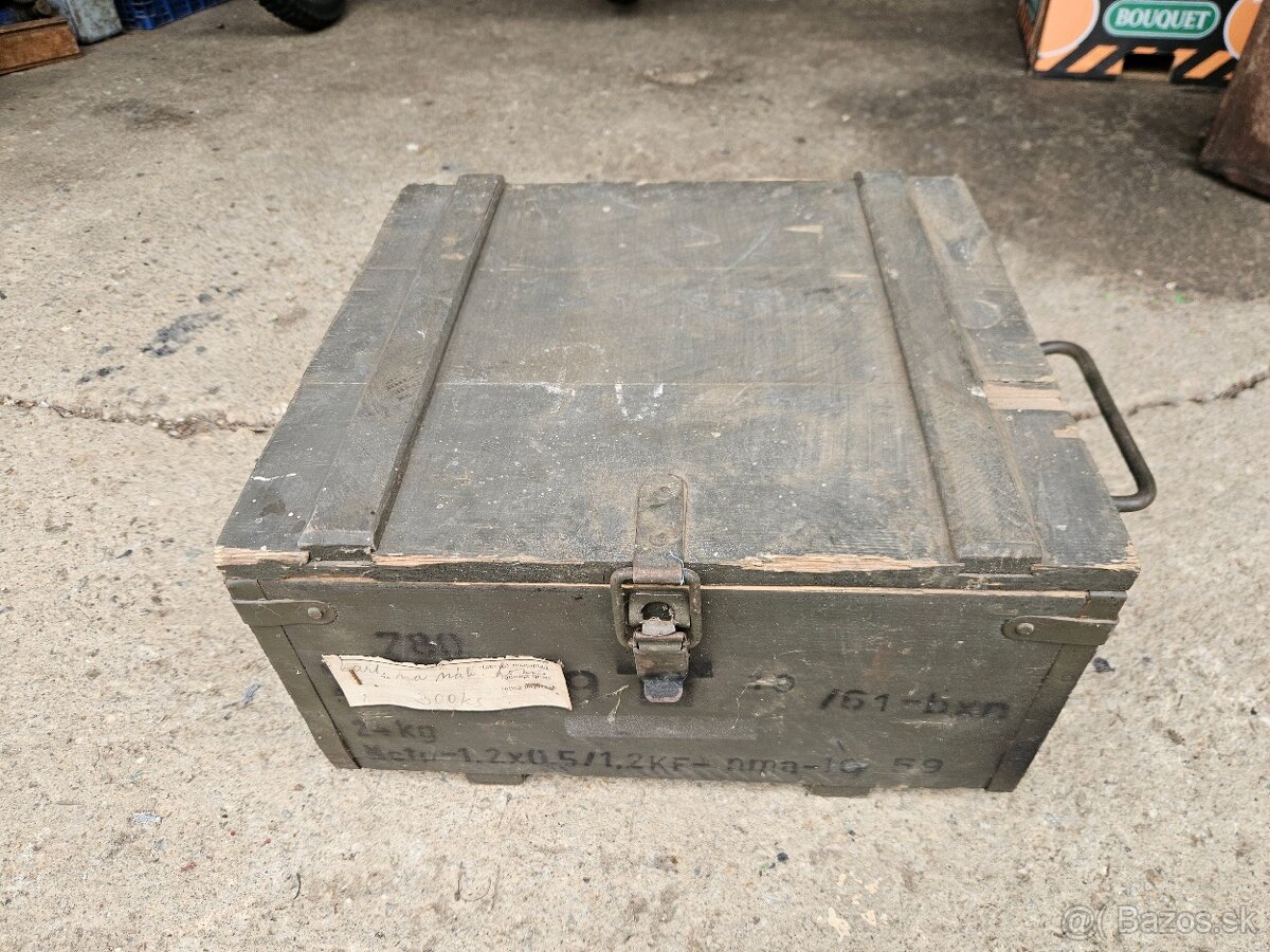 Vojenska drevena krabica bedňa 6.