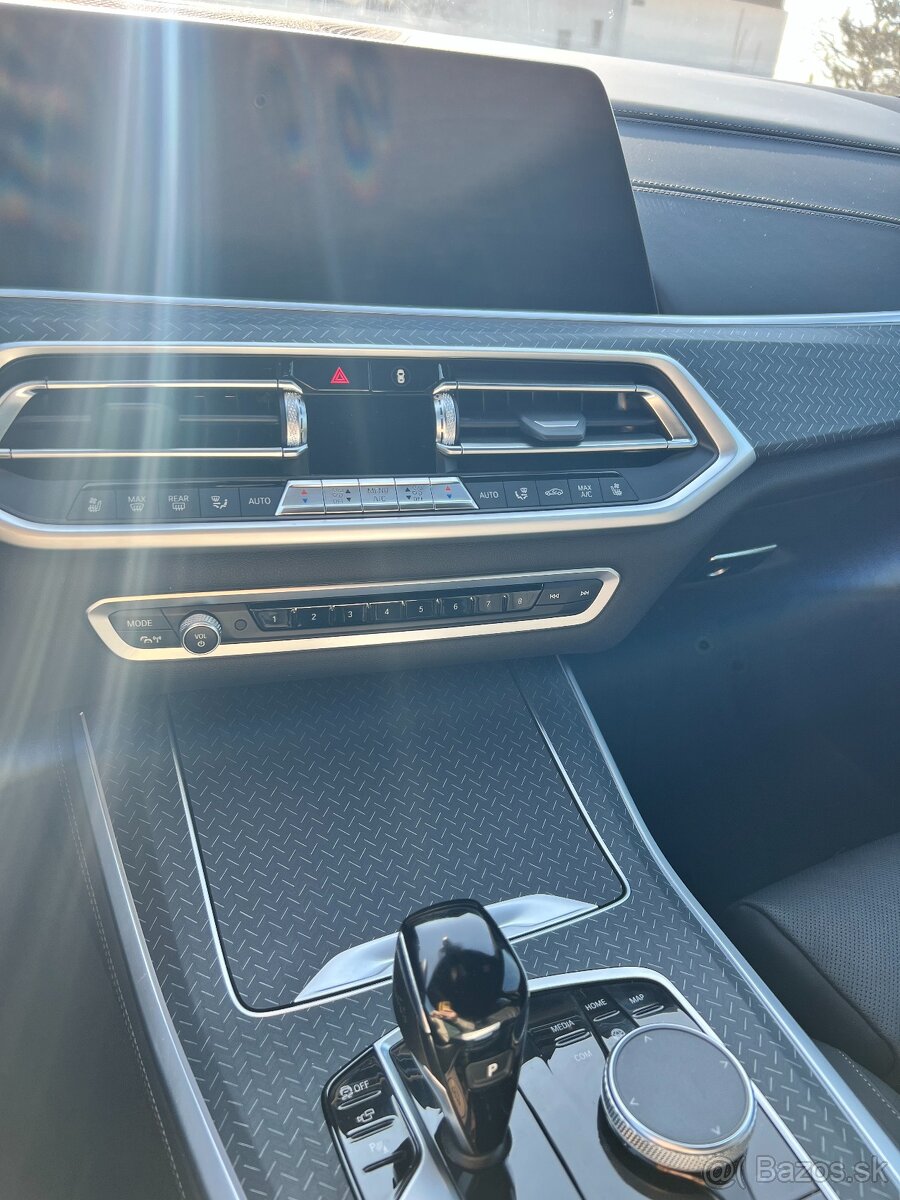 X5 xDrive30d, 2022, M Paket, mäkká koža + Alcantara