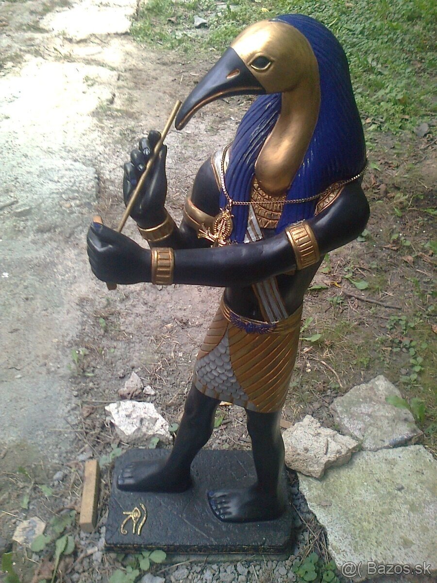 socha egypského boha toth