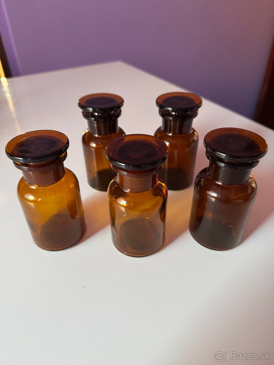 Laboratorne sklo