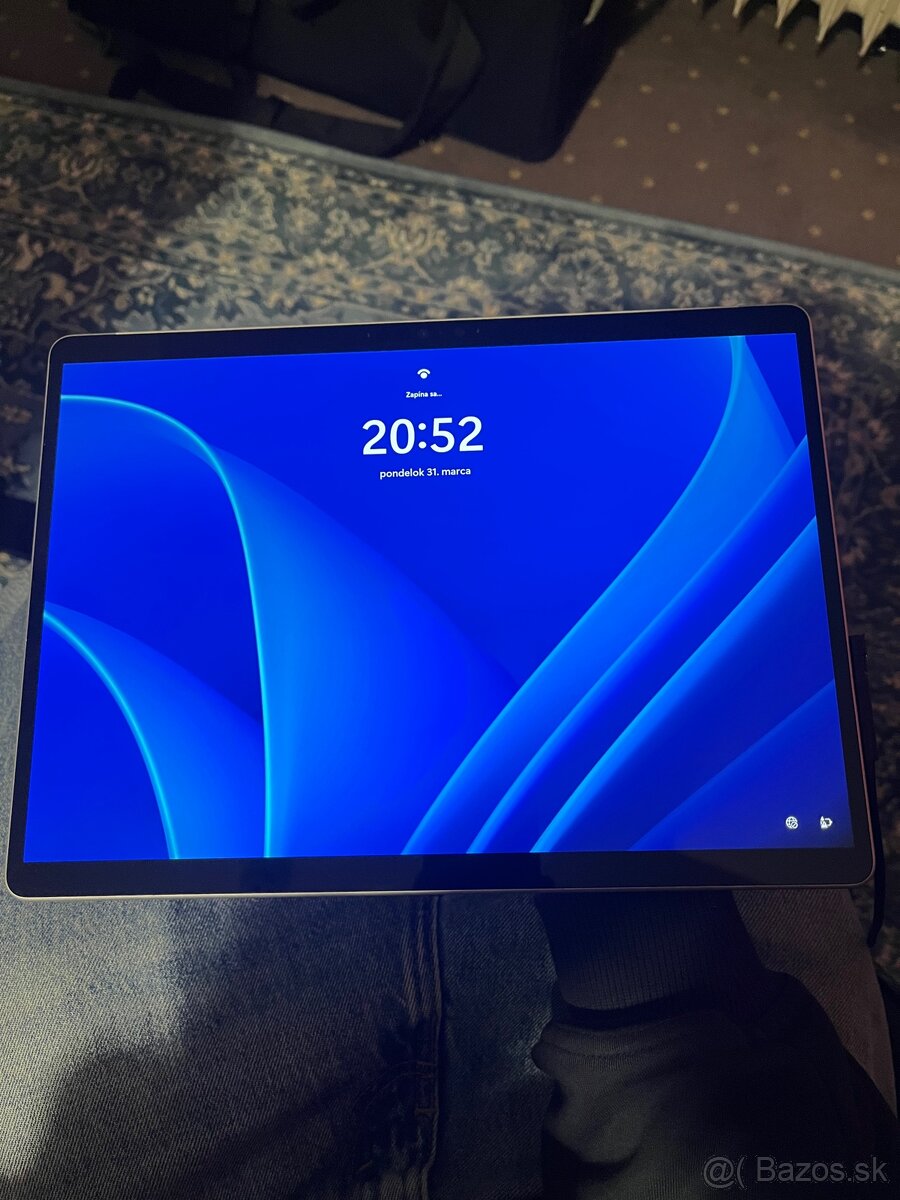 Microsoft Surface Pro 8