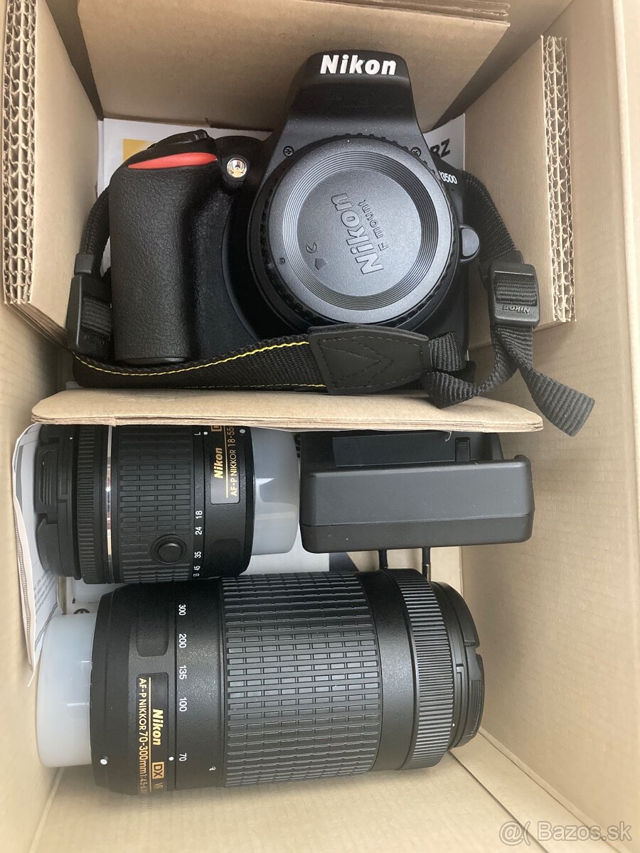 Nikon D3500 + 18–55mm VR + 70–300mm VR – ako nový