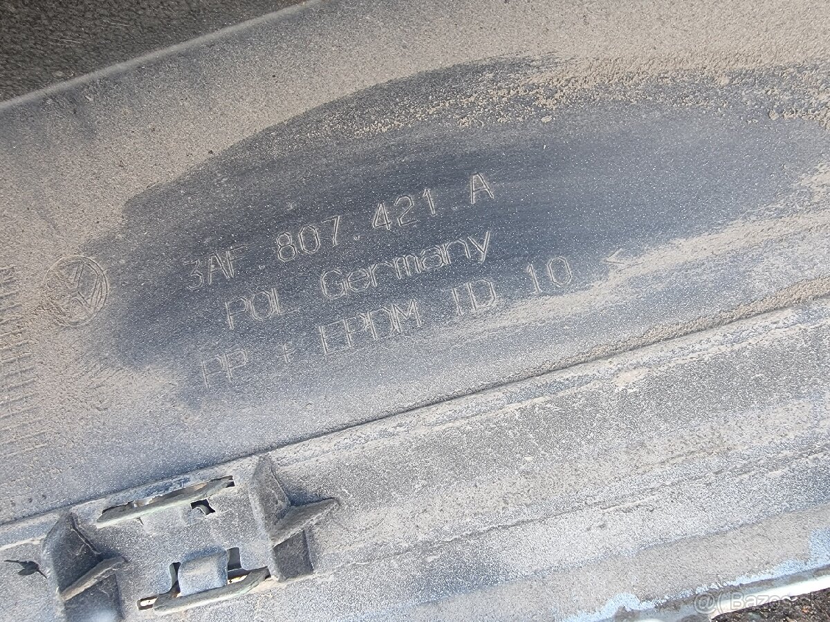 Nárazník vw passat b7 combi