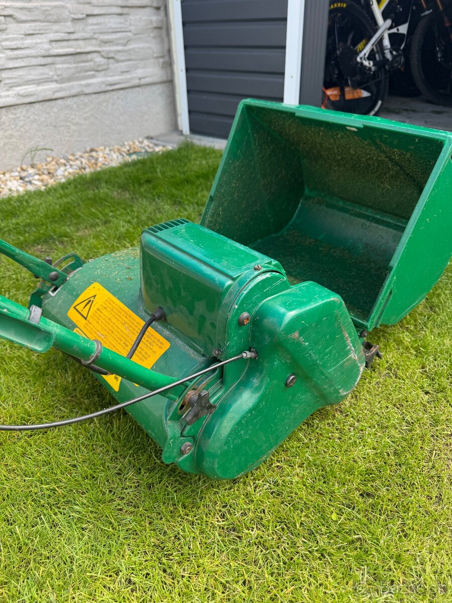 vretenova kosacka Qualcast Punch classic 35 elektrik