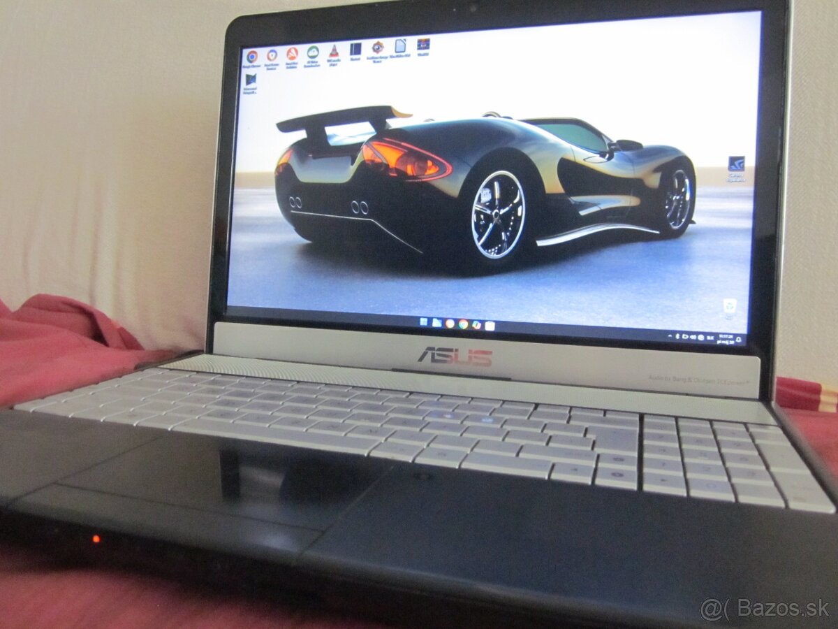 ASUS,i7,16 GB,SSD 500 GB,SSHD 500 GB,GT555M 2GB