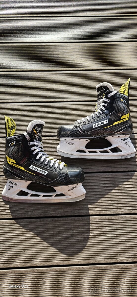 Bauer Supreme korčule