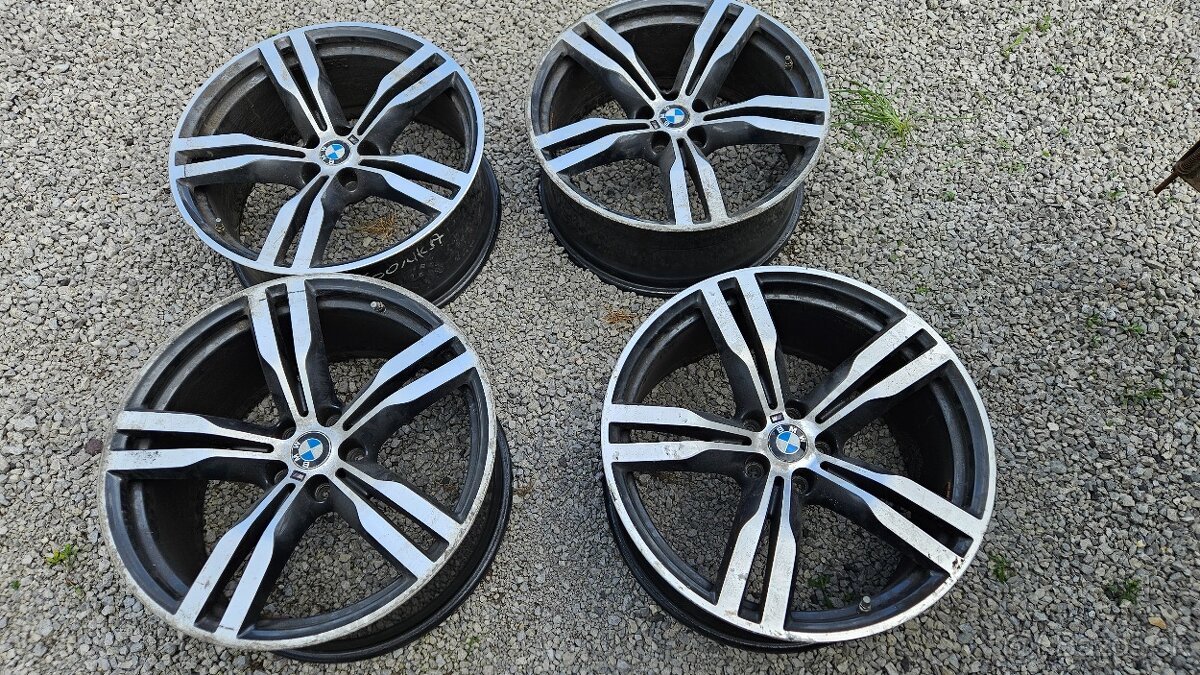 BMW rad 7 R20 M dvojrozmer