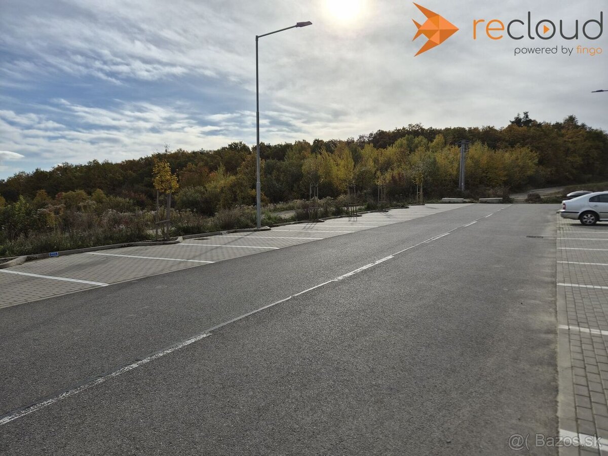 NA PREDAJ SPEVNENÁ PLOCHA - PARKOVACIE MIESTO, PANORAMA, KOŠ