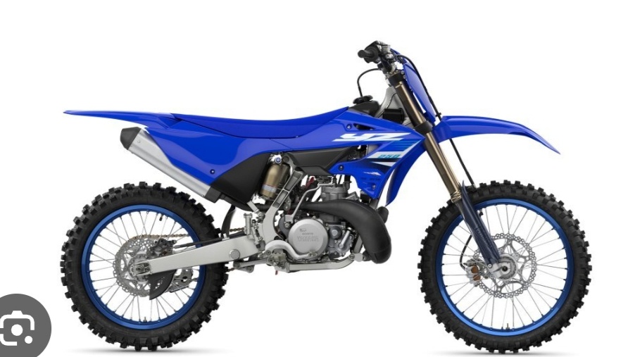 kupim zadretu/nepojazdnu cross motorku