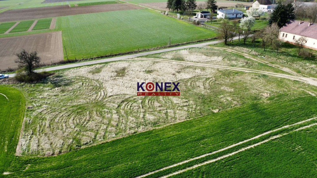 NOVINKA ROZĽAHLÝ POZEMOK – VRANOV NAD TOPĽOU