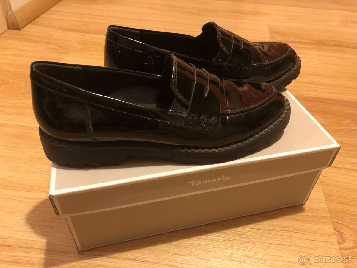 Tamaris lakované topánky