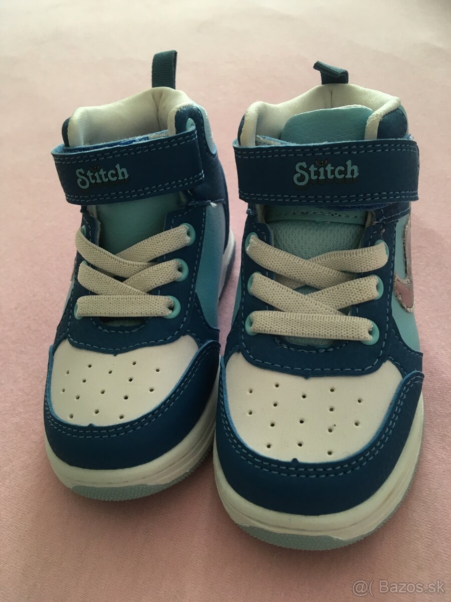 Botasky lilo stitch 24