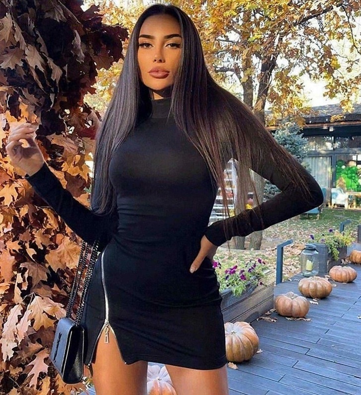 Elasticke cierne mini saty s dlhym rukavom NOVE