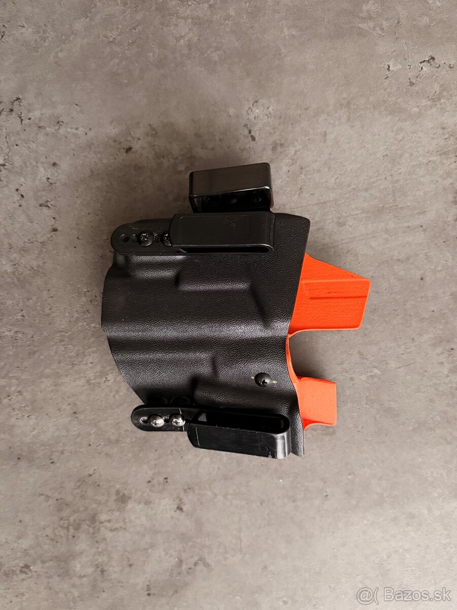 Kydexové púzdro Babajaga od Mustachegear