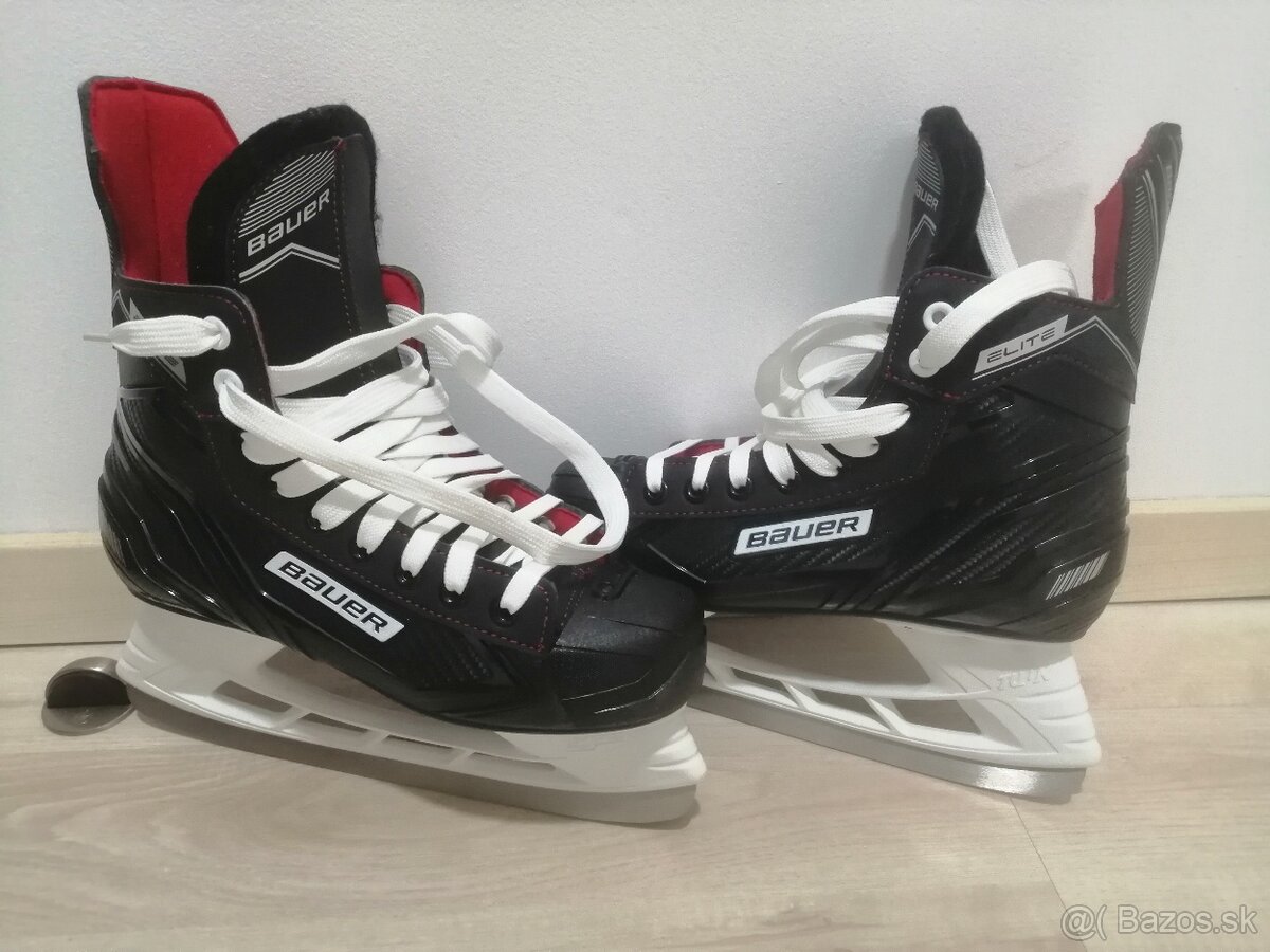 BAUER