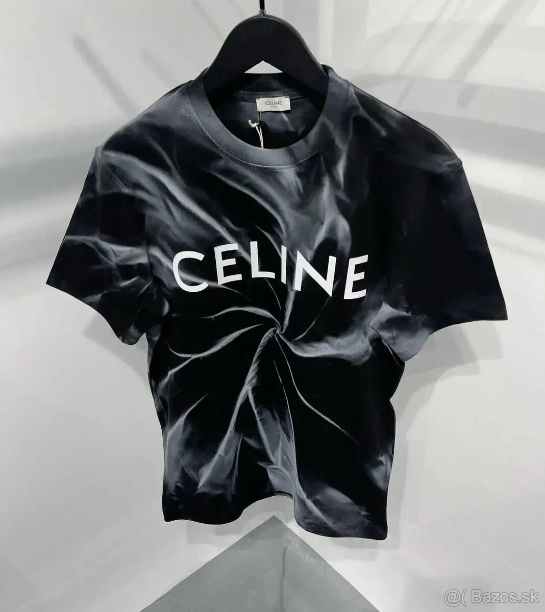 Na predaj pánske tričko Celine Black-White.