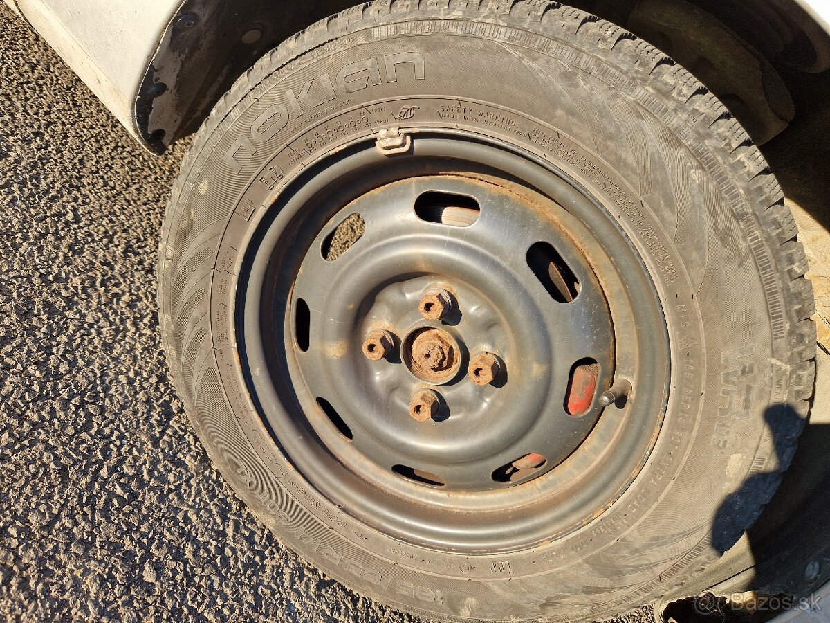 Plechové disky 4x100 R14 54,1 + zimné pneu Nokian WR D3