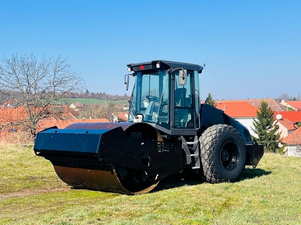 Vibračný valec zeminový Ammann ARS110