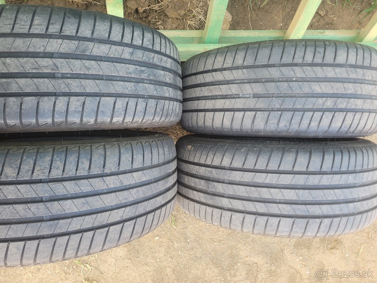 Bridgestone Turanza 225/45 R17