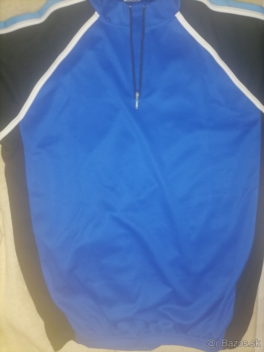 Krátky cyklodres