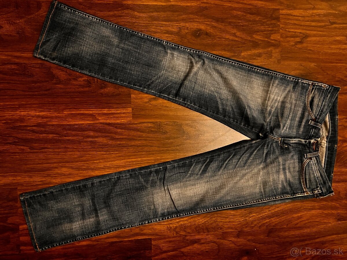 Wrangler 28/34