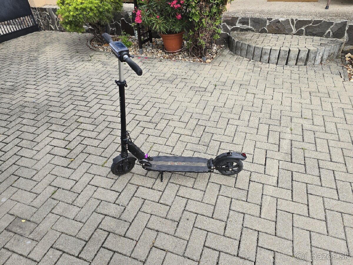 Elektrická kolobežka Kugoo S1