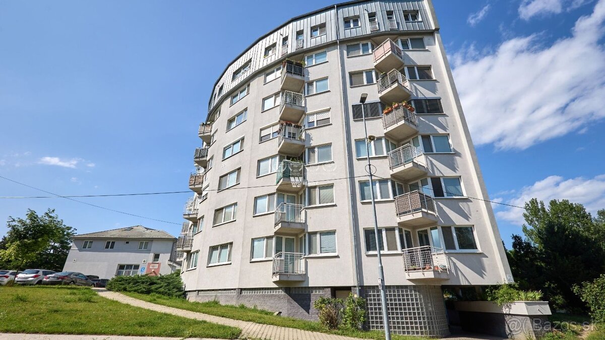 2 izb. byt /59m2/ s balkónom_Bratislava, Devínska Nová Ves