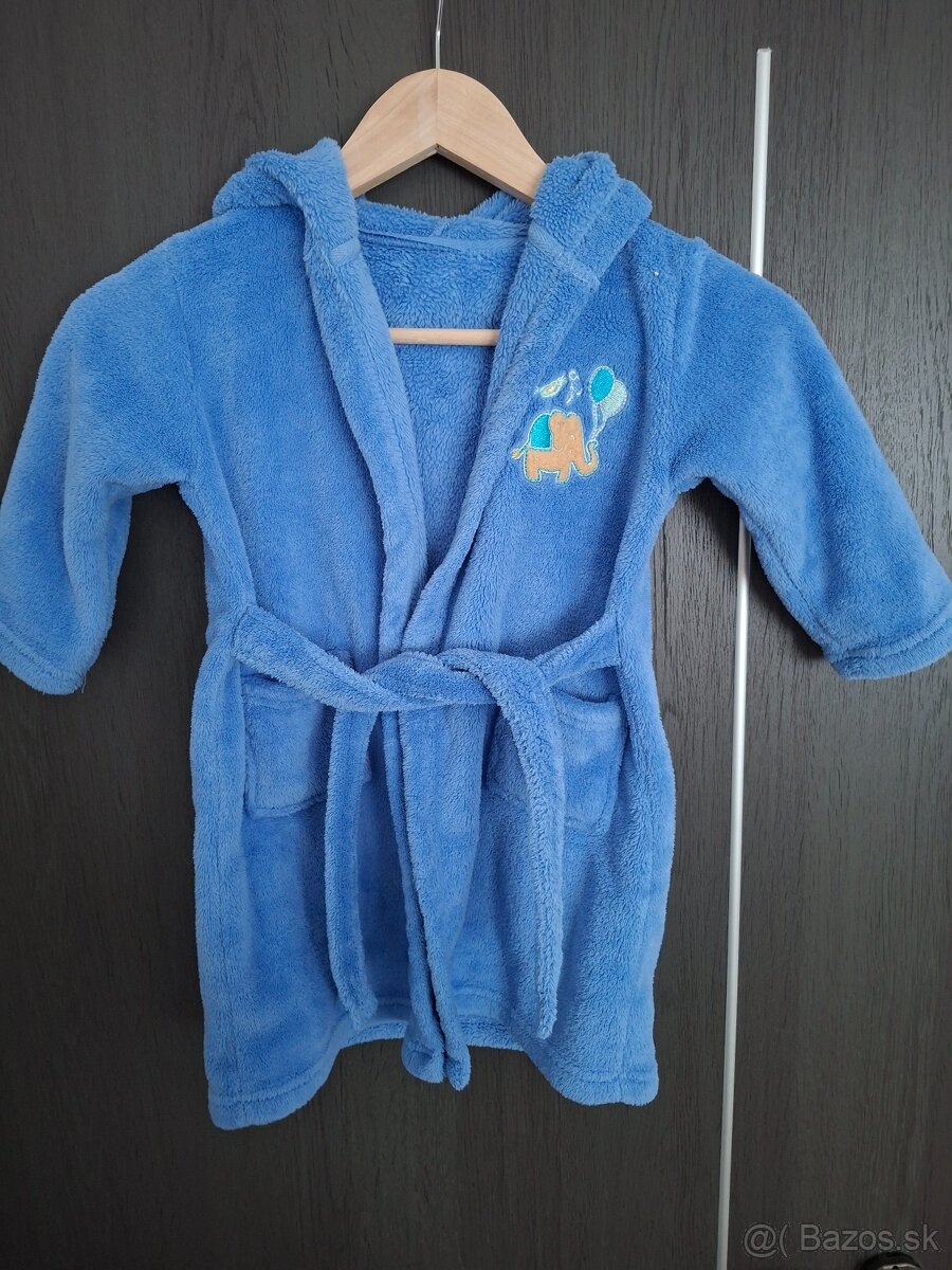 Modrý župan so sloníkom