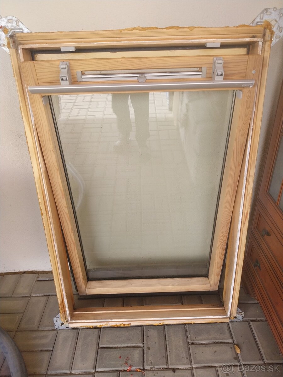 Predám strešné okno Velux