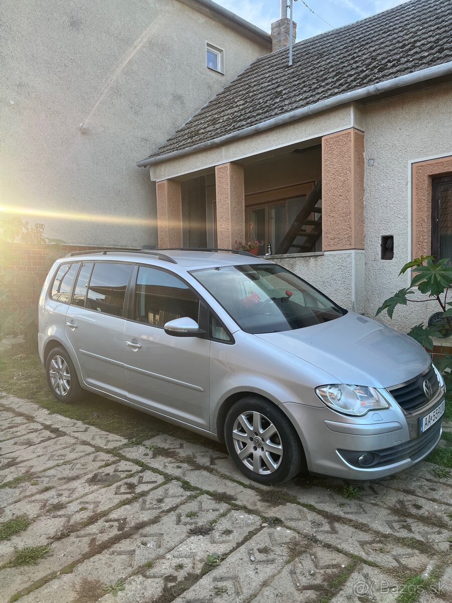 Volkswagen touran 1.9 tdi 3.500€