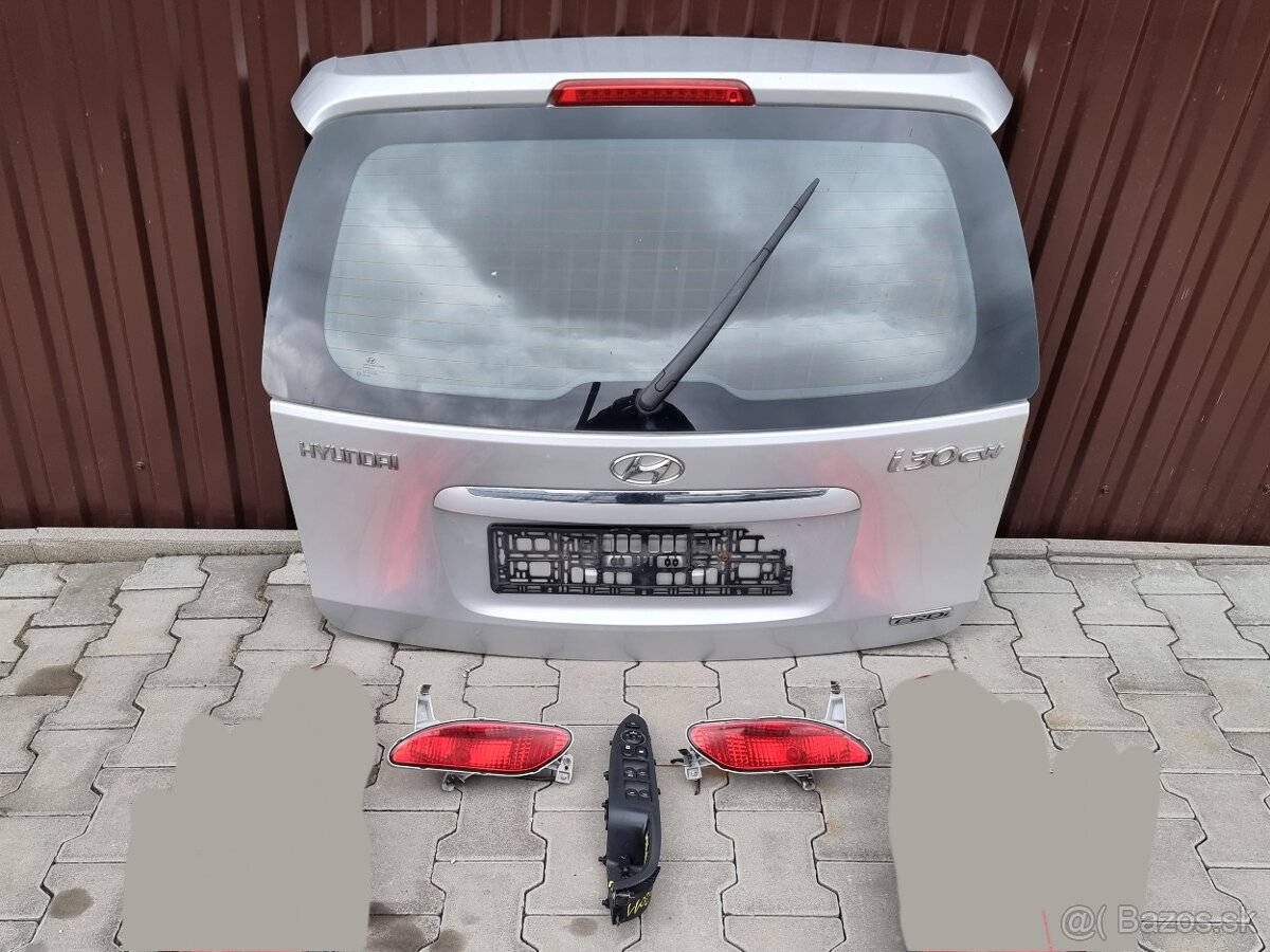 hyundai i30 combi kufrové dvere