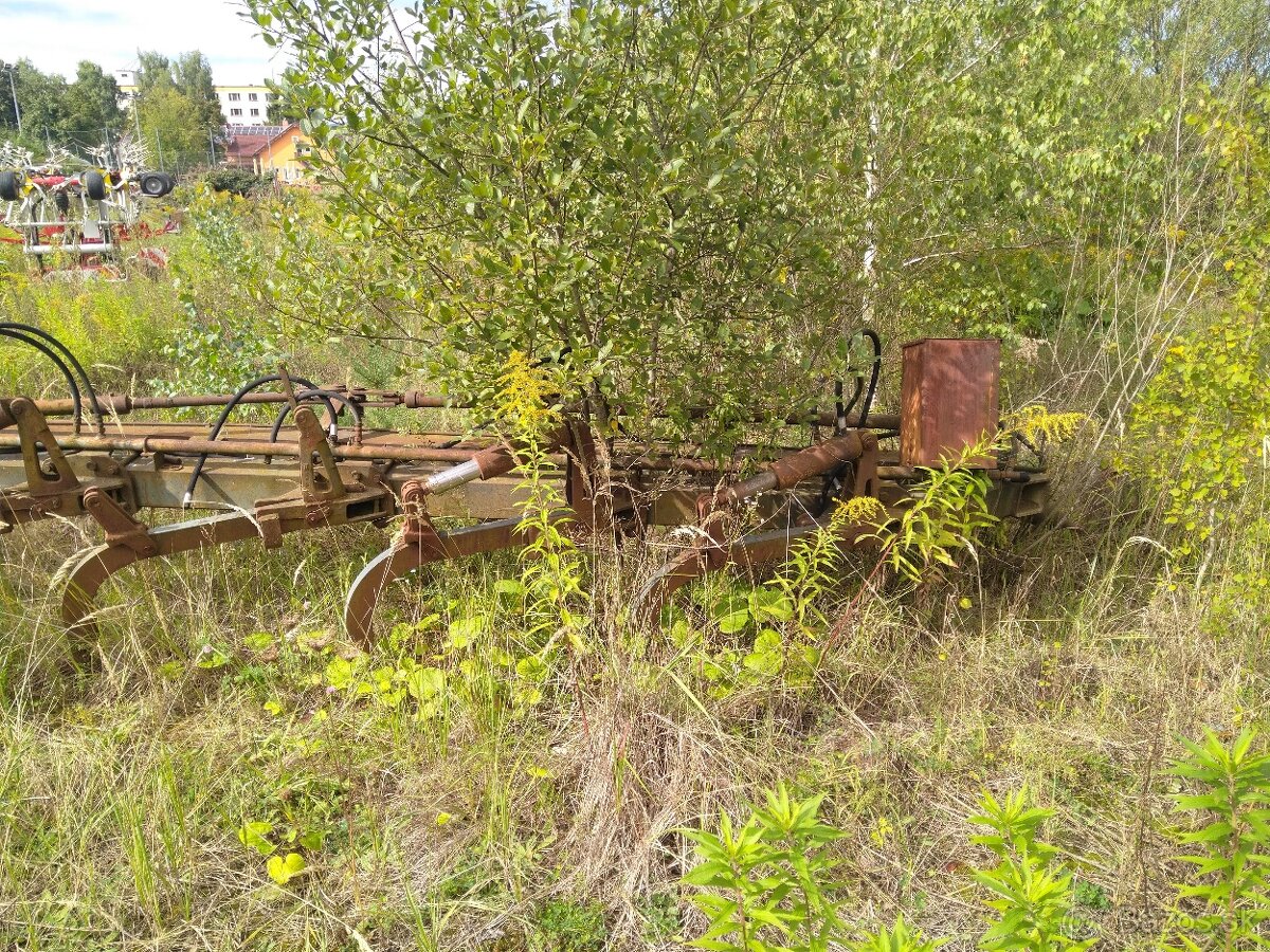 pluh pätorák - na náhradné diely